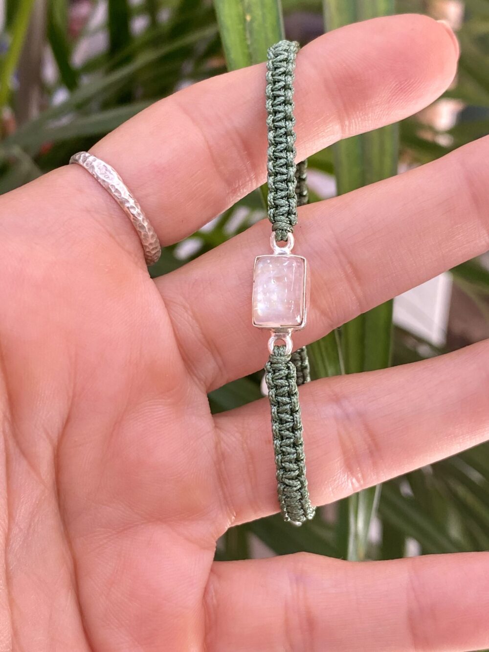 Ay Taşı Doğal Gümüş İpli Bileklik