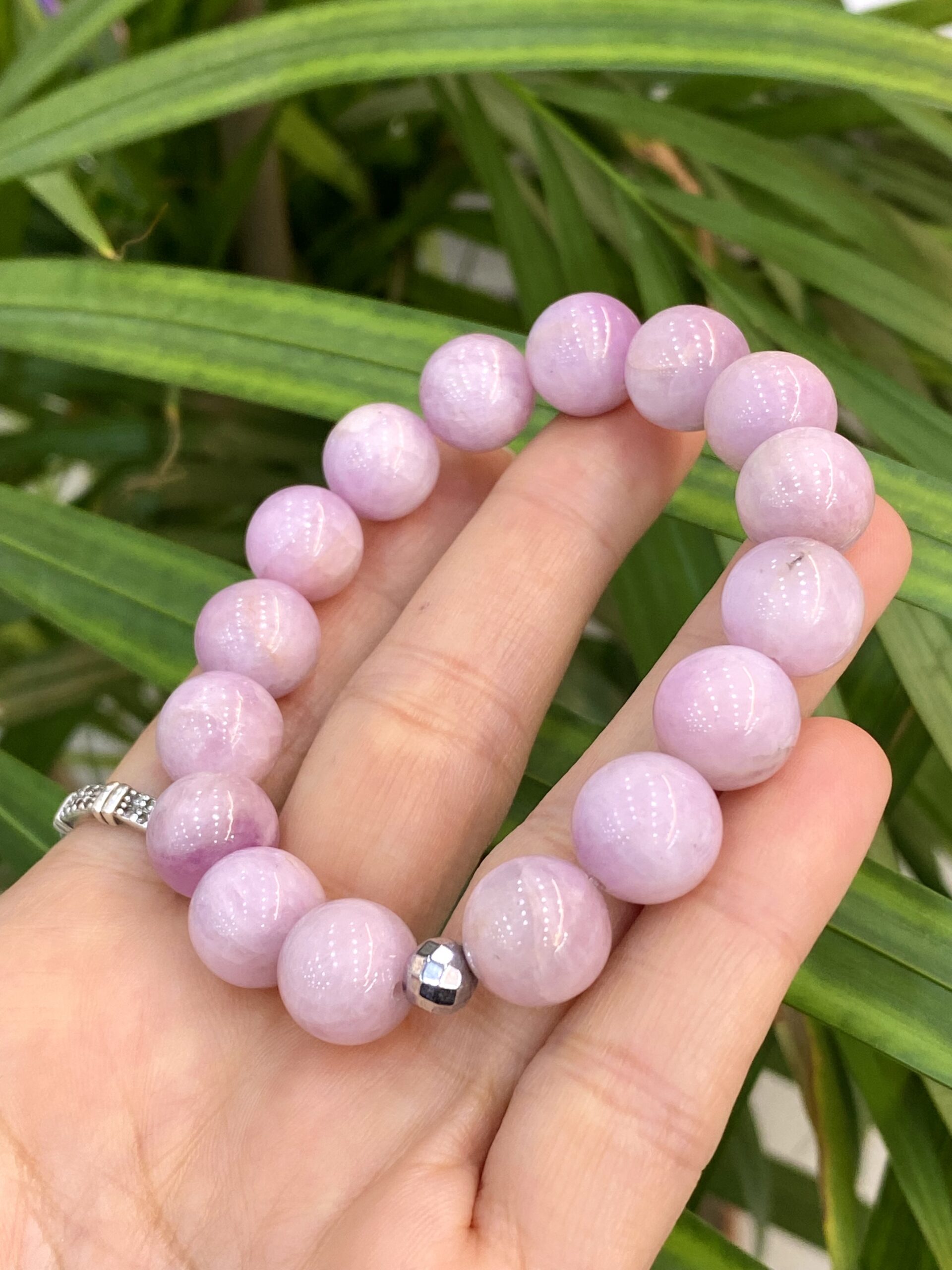 Kunzit Natural Stone Bracelet