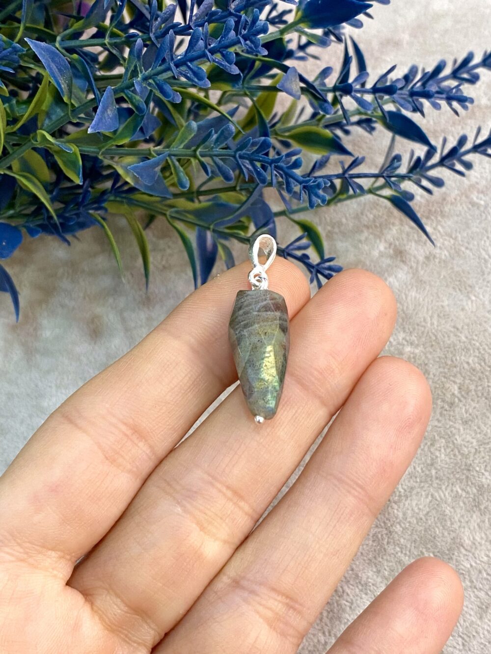 Labradorit Doğal Taş Gümüş Kolye Ucu