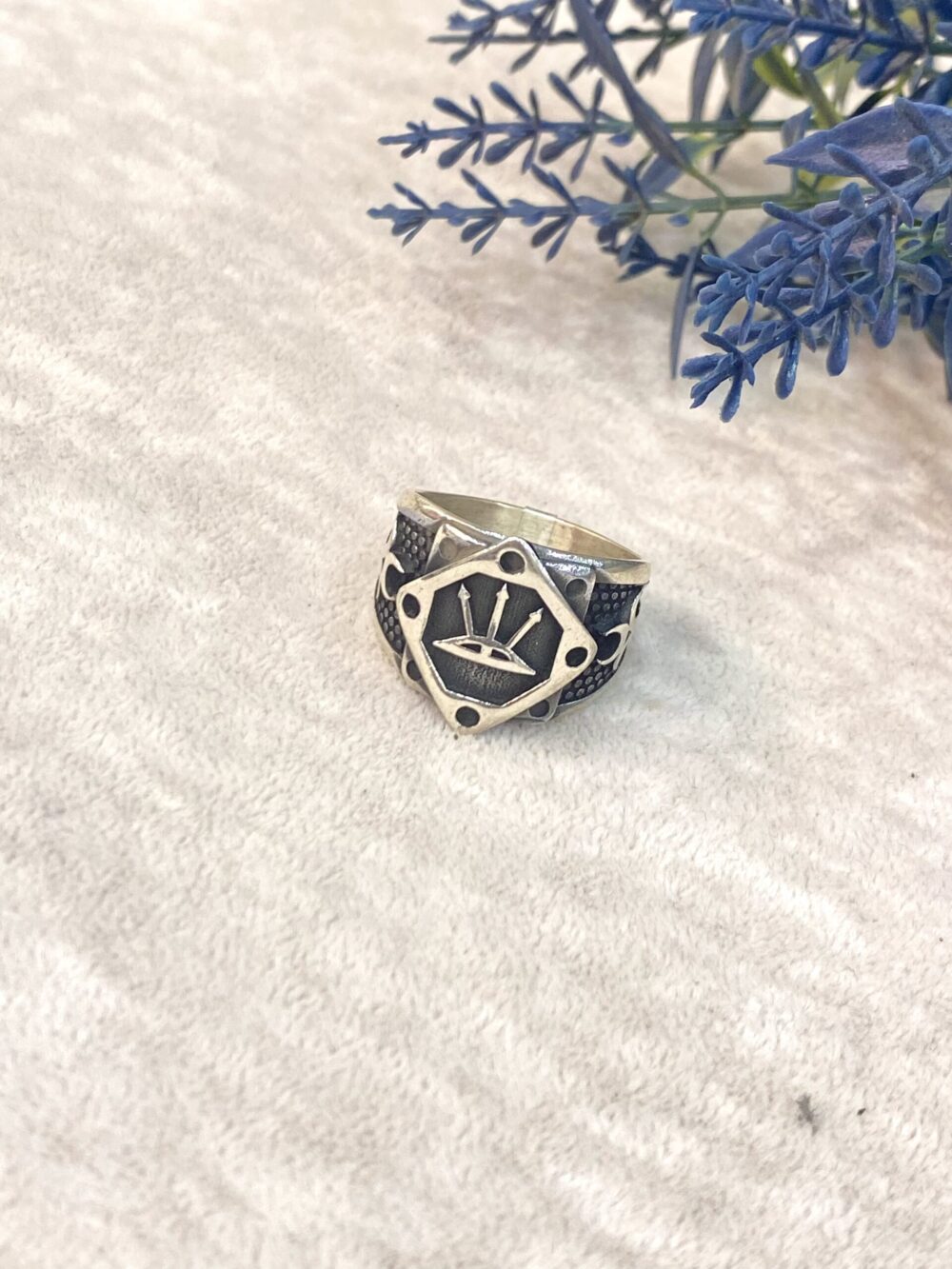 Sembol Gümüş Yüzük